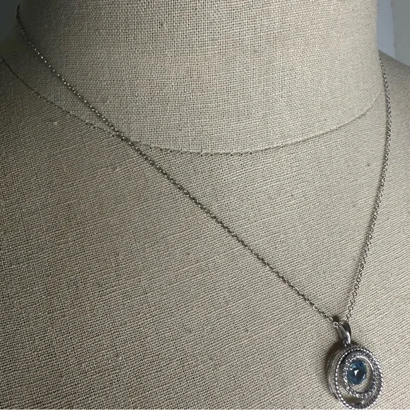 Zales blue and silver round necklace